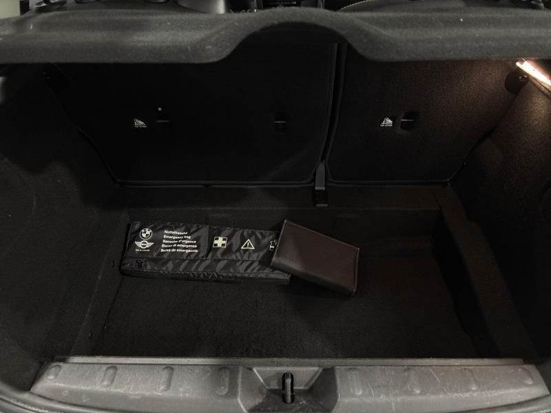 Mini Cooper D 1.5 D Cooper D Boost Auto