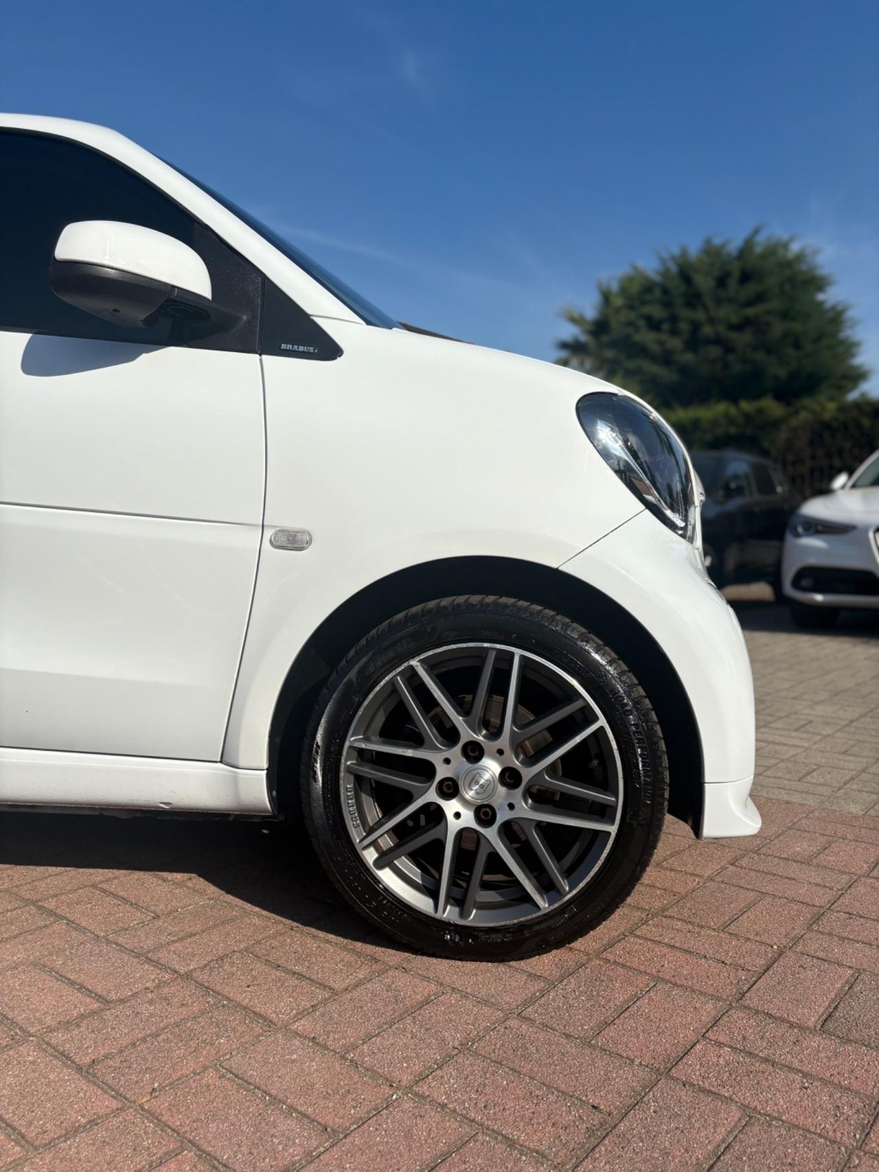 Smart ForTwo BRABUS 0.9 Turbo twinamic Xclusive