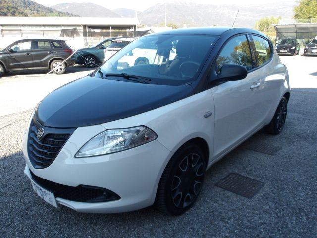 LANCIA Ypsilon 0.9 TwinAir 85 CV 5 porte S&S S Momodesign