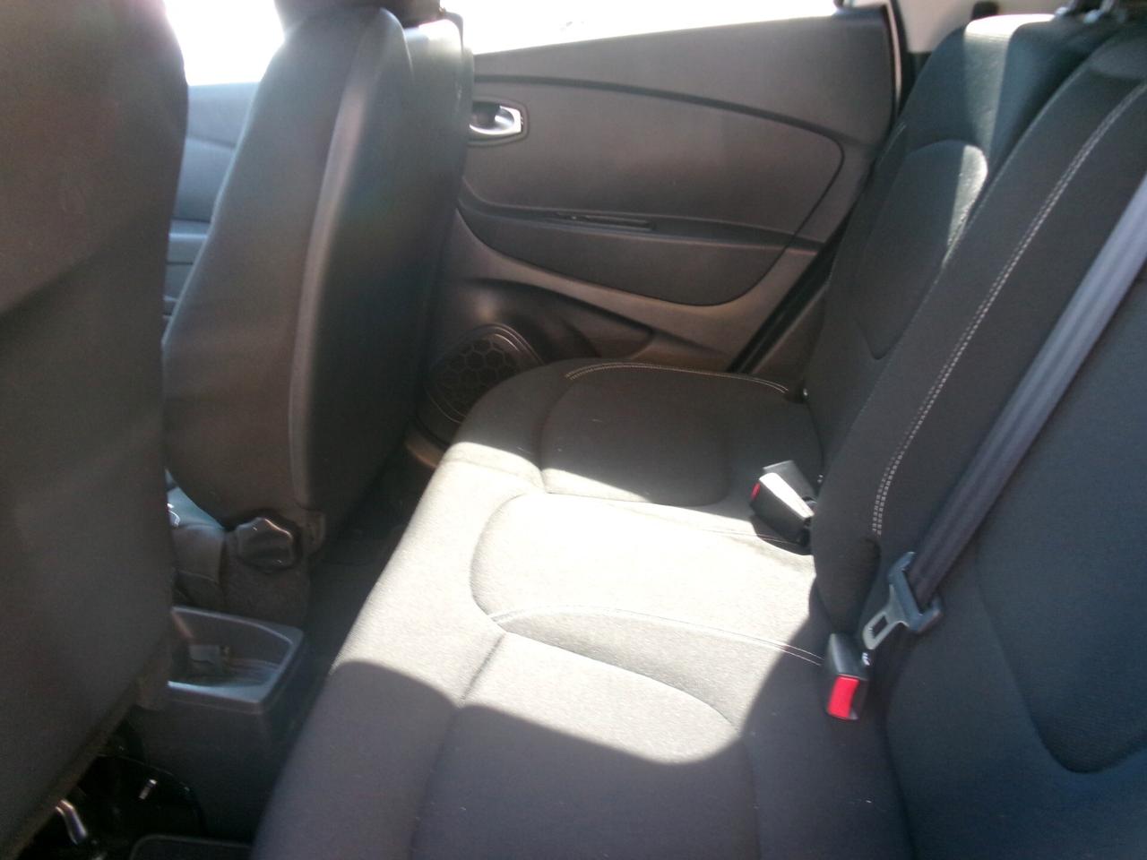 Renault Captur 1.5 DCI 90CV E6 SPORT EDITION NAVIG/CAMERA/BICOLORE 106000 KM