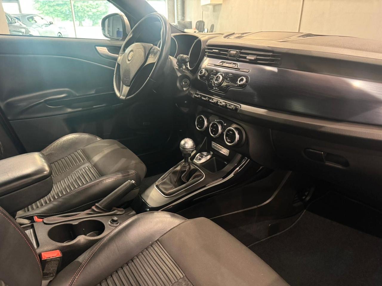 Alfa Romeo Giulietta 1750 TBi Quadrifoglio Verde