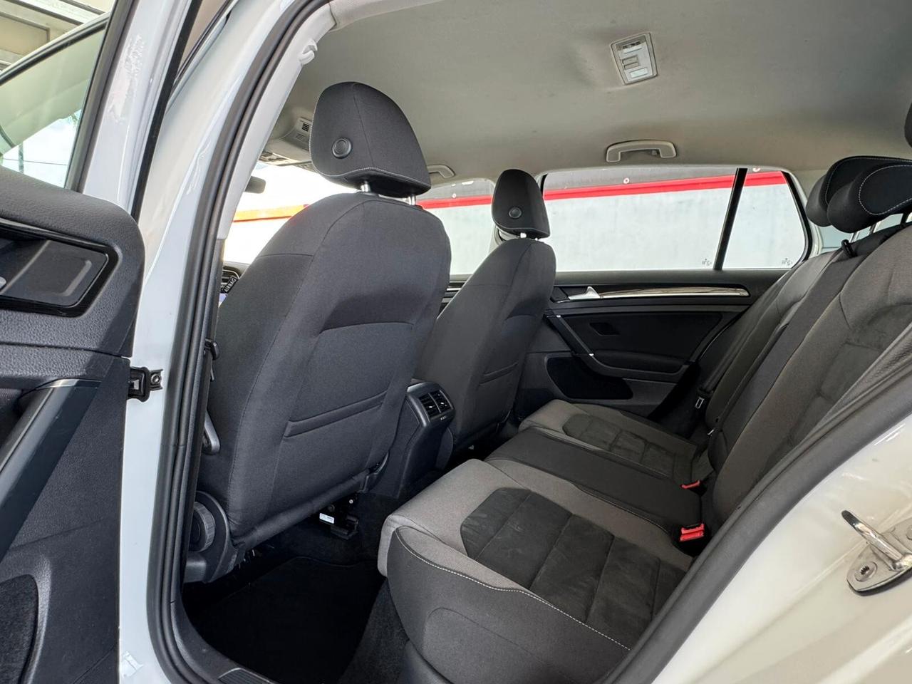 Volkswagen Golf 1.6 TDI 115 CV 5p. Executive BlueMotion Technology