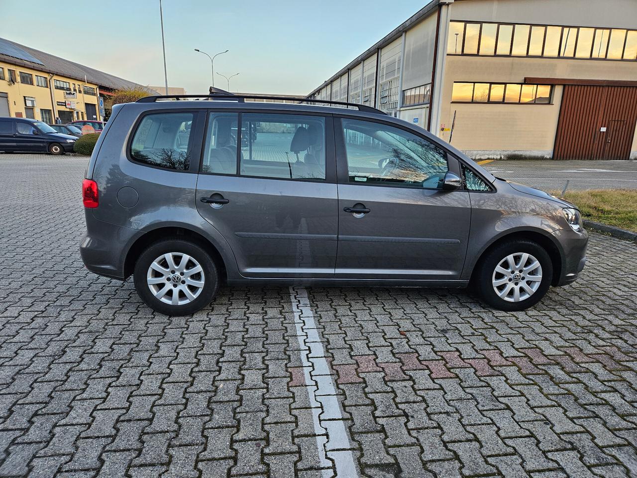 Volkswagen Touran 1.6 TDI Comfortline