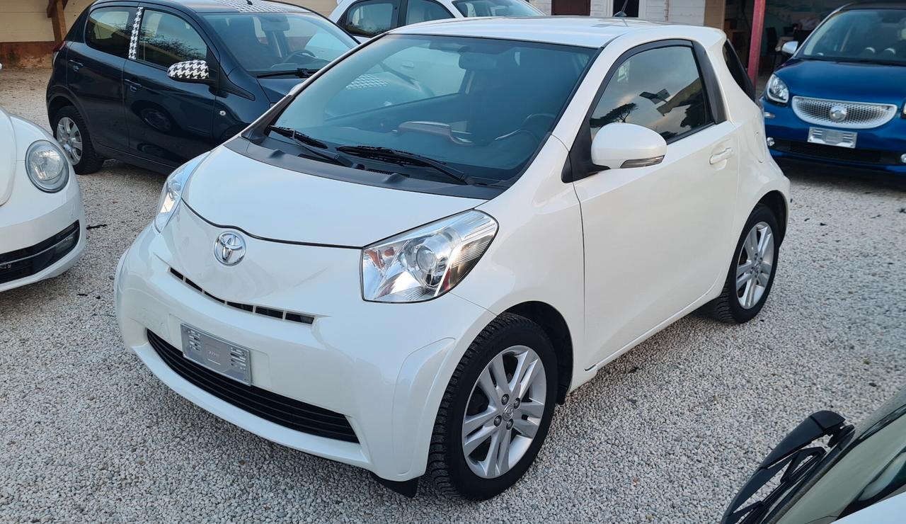 Toyota iQ 1.3 NESSUN OBBLIGO DI FINANZIAMENTO UNICO PROPRIETARIO GARANZIA 12 MESI