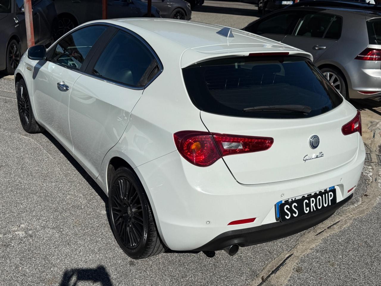 Giulietta 1.6 JTDm 105 CV Exclusive-pelle-Navi-perfetta