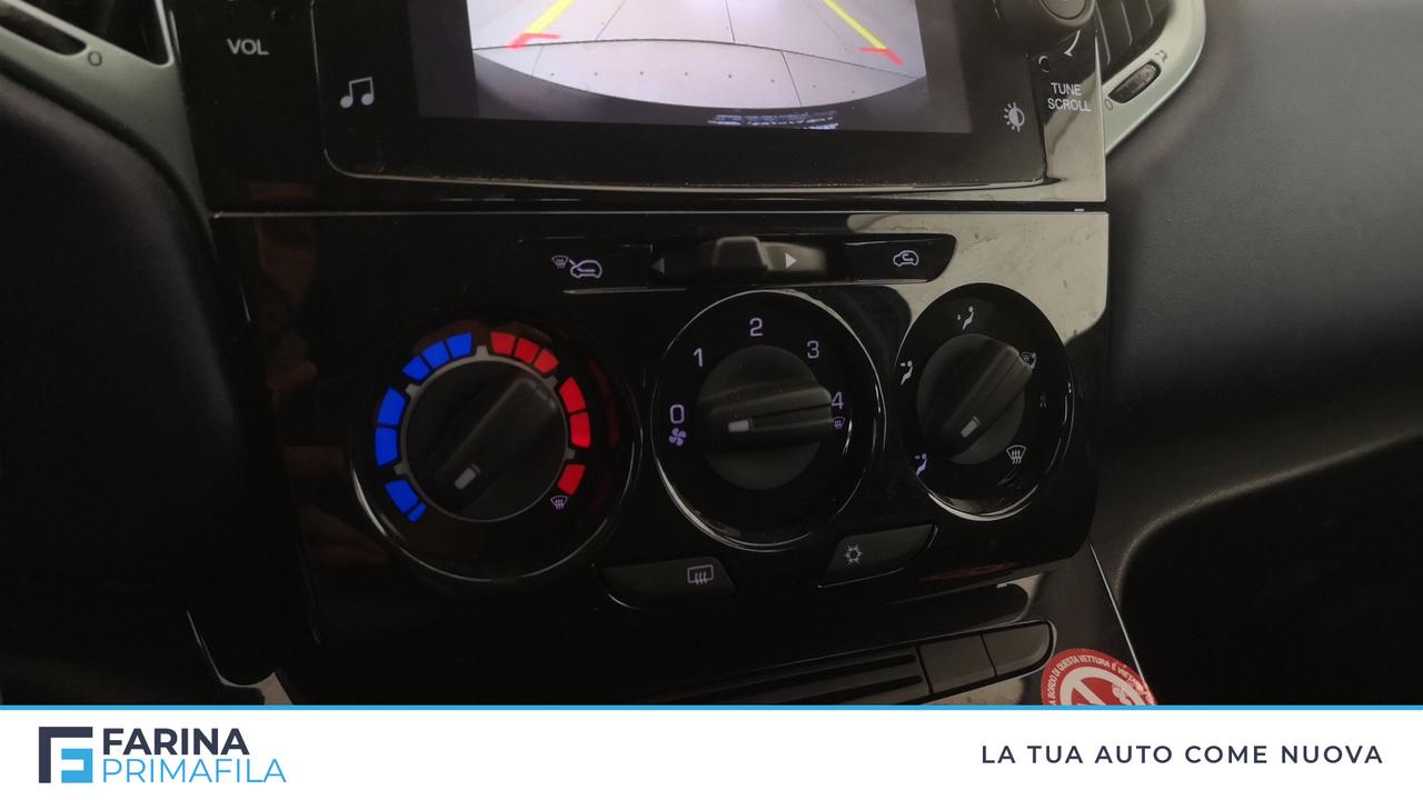 LANCIA Ypsilon III 2021 - Ypsilon 1.0 firefly hybrid Platino s&s 70cv