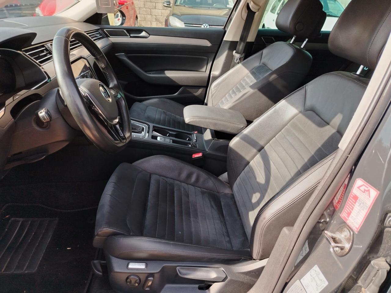 Volkswagen Passat Variant 2.0 TDI SCR 190 CV DSG Executive BMT