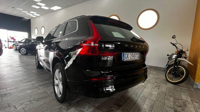 VOLVO XC60 B4 (d) automatico Core