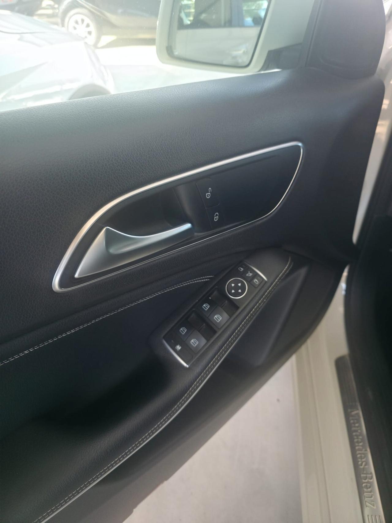 Mercedes-benz A 160 d Premium