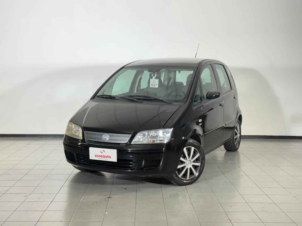 Fiat Idea 1.2 16V BlackLabel