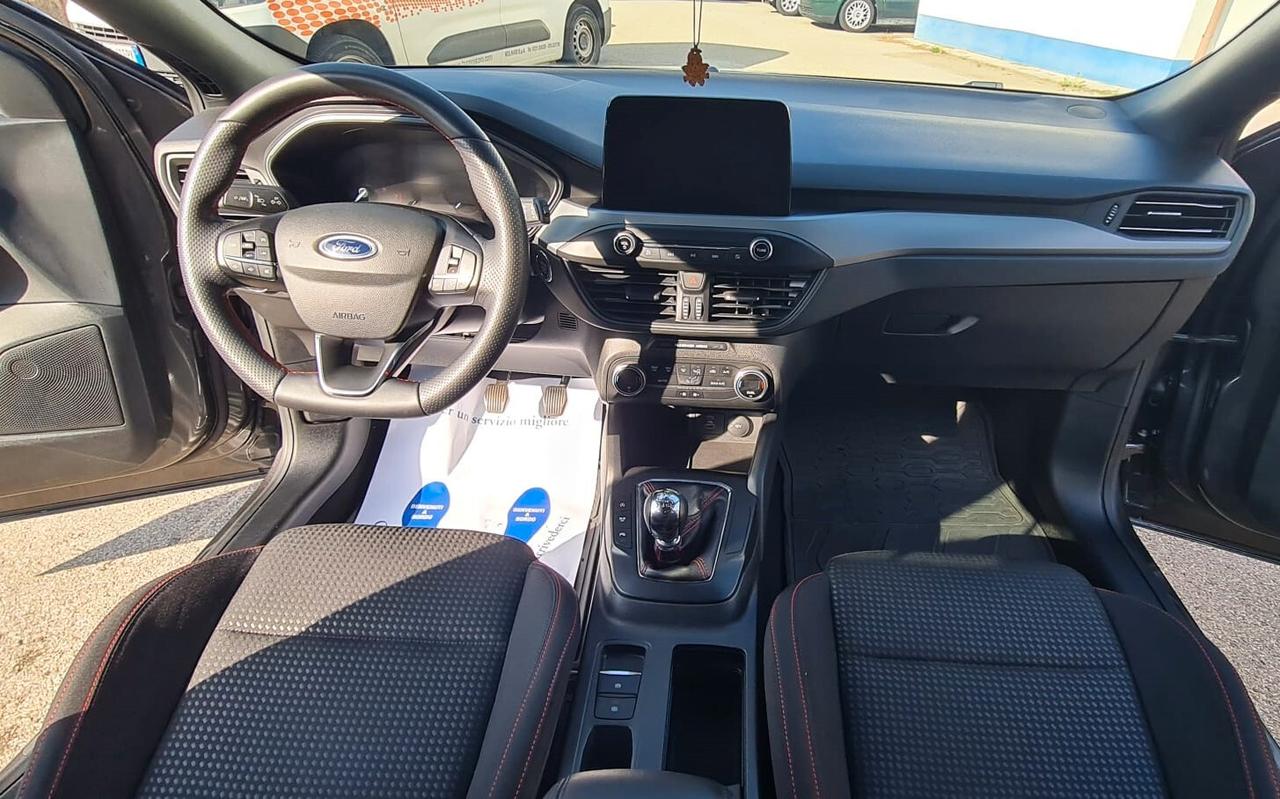 Ford Focus 1.0 EcoBoost Hybrid 125 CV 5p. ST-Line