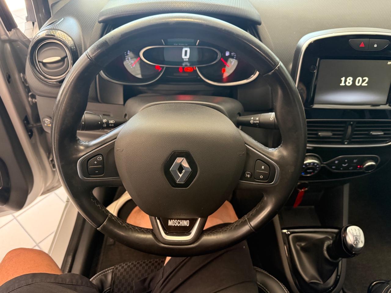 Renault Clio TCe 12V 90 CV GPL 5 porte Moschino Intens
