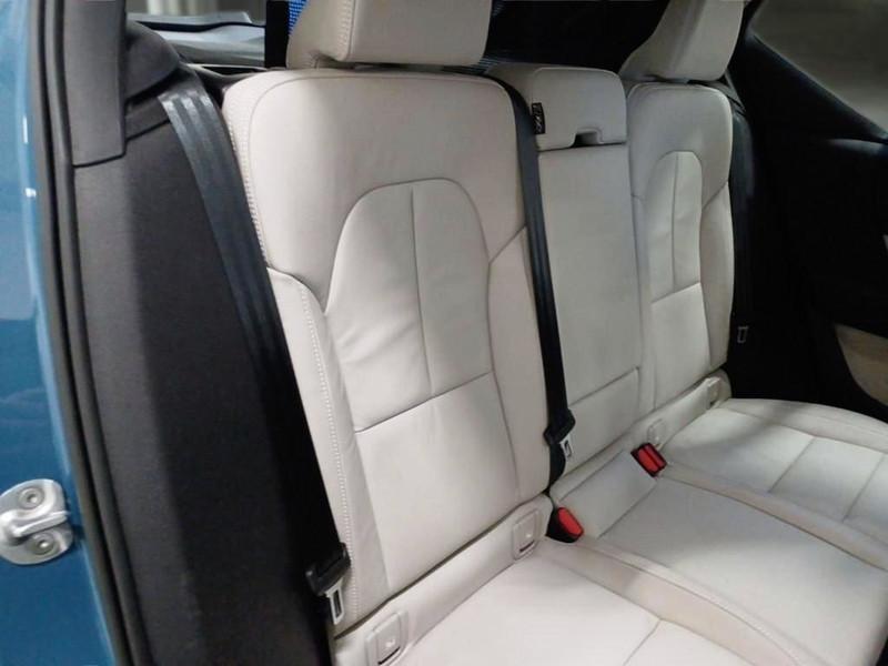 VOLVO XC40 B4 AWD automatico Core