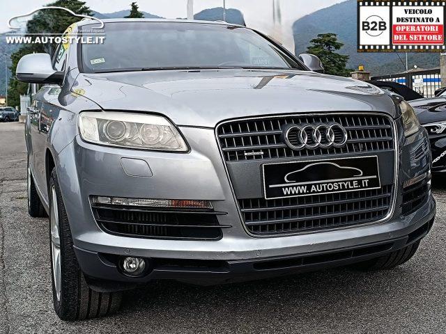 AUDI Q7 3.0 V6 TDI 240Cv *7POSTI* quattro Tiptronic S-LINE