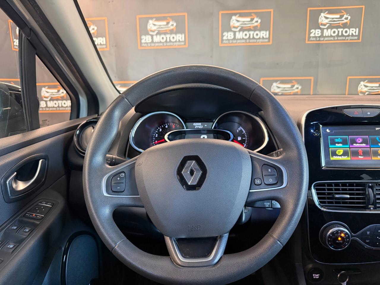 Renault Clio 90CV 5P MOSCHINO INTENS