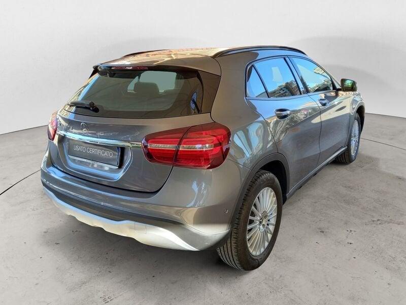 Mercedes-Benz GLA 200 d 136 CV Automatica NAVI LED Business Extra