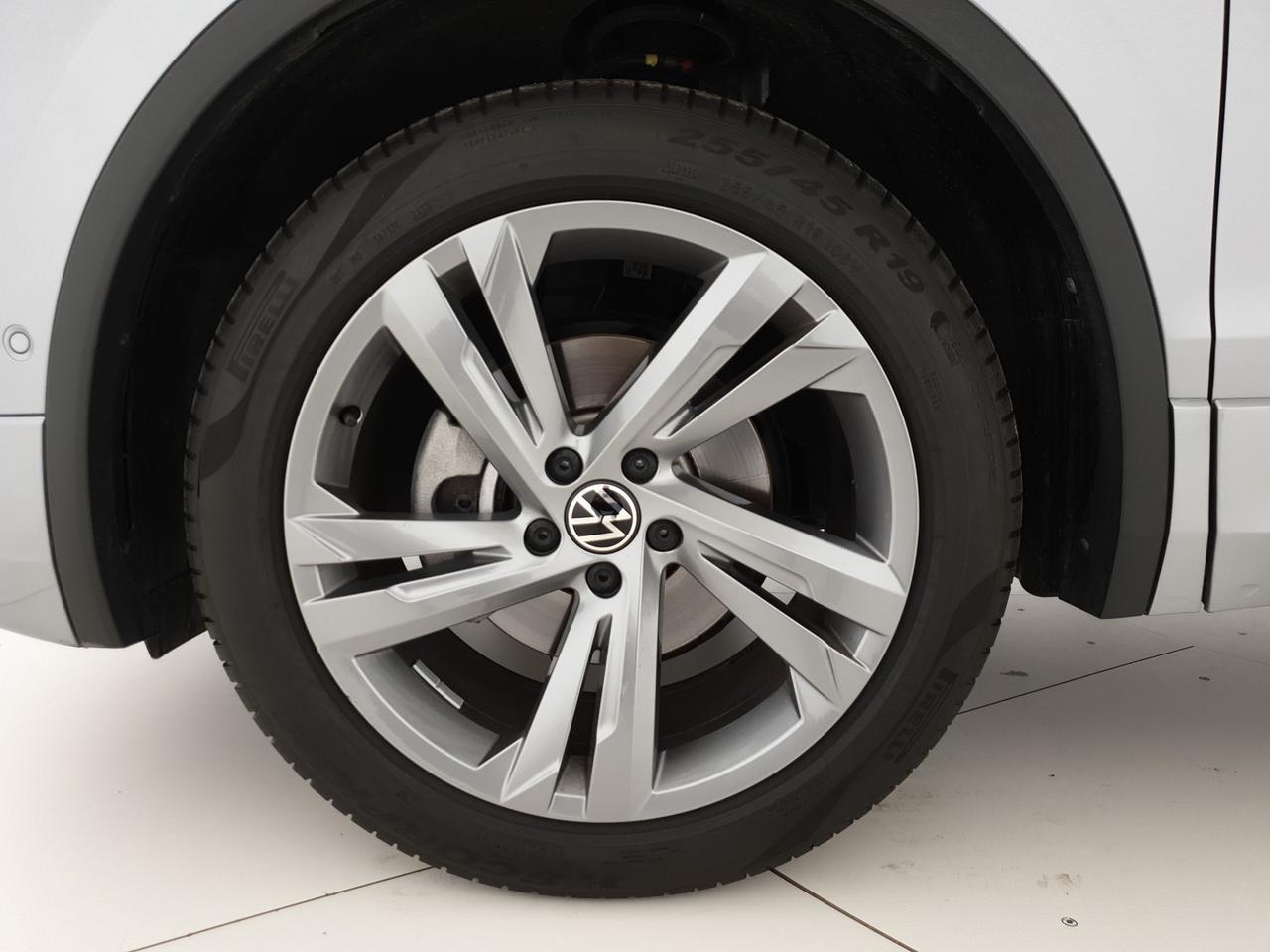 Volkswagen Tiguan allspace 2.0 tdi r-line 4motion 150cv dsg