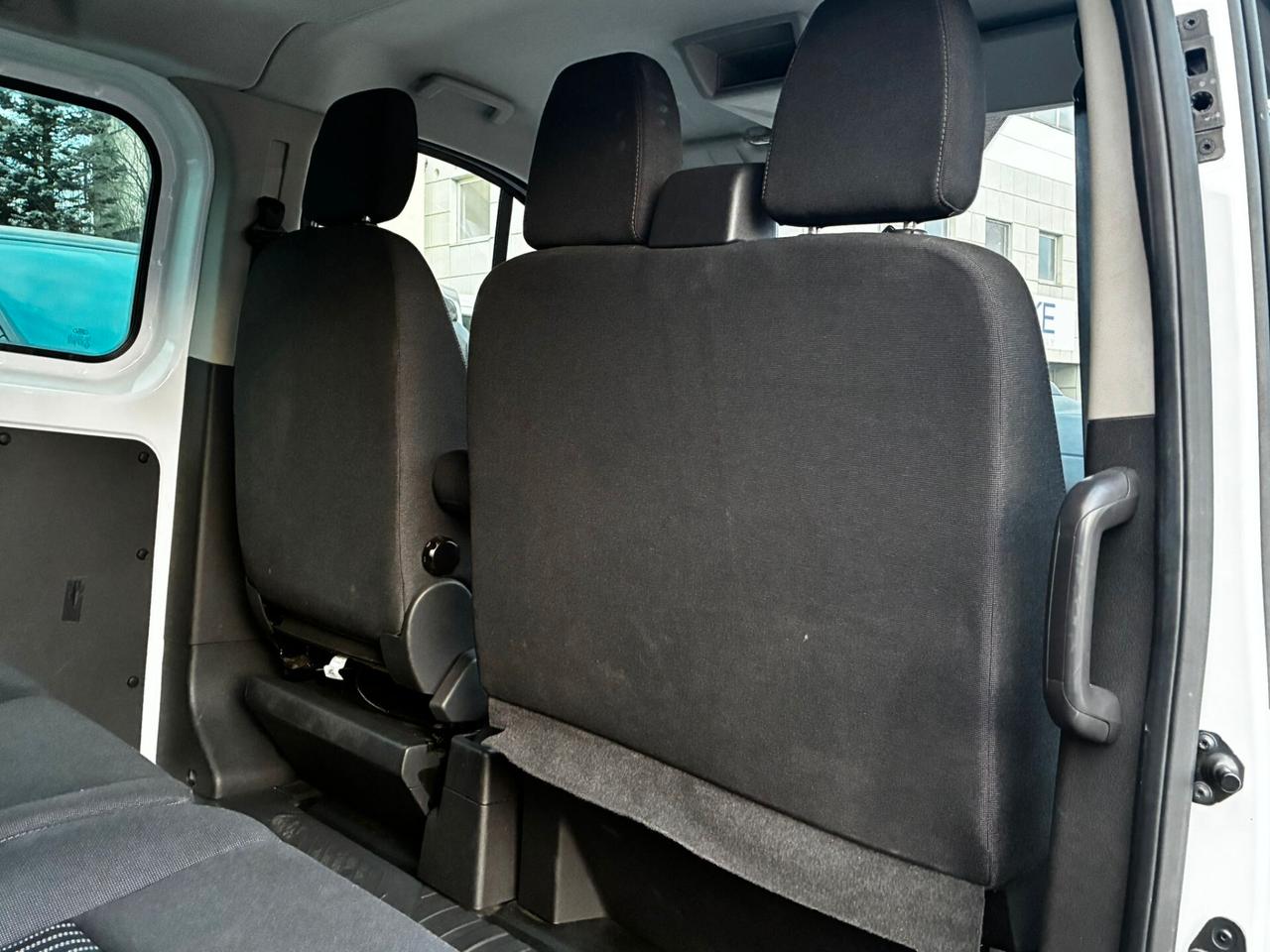 FORD TRANSIT CUSTOM 2.2 TDCi 9 POSTI