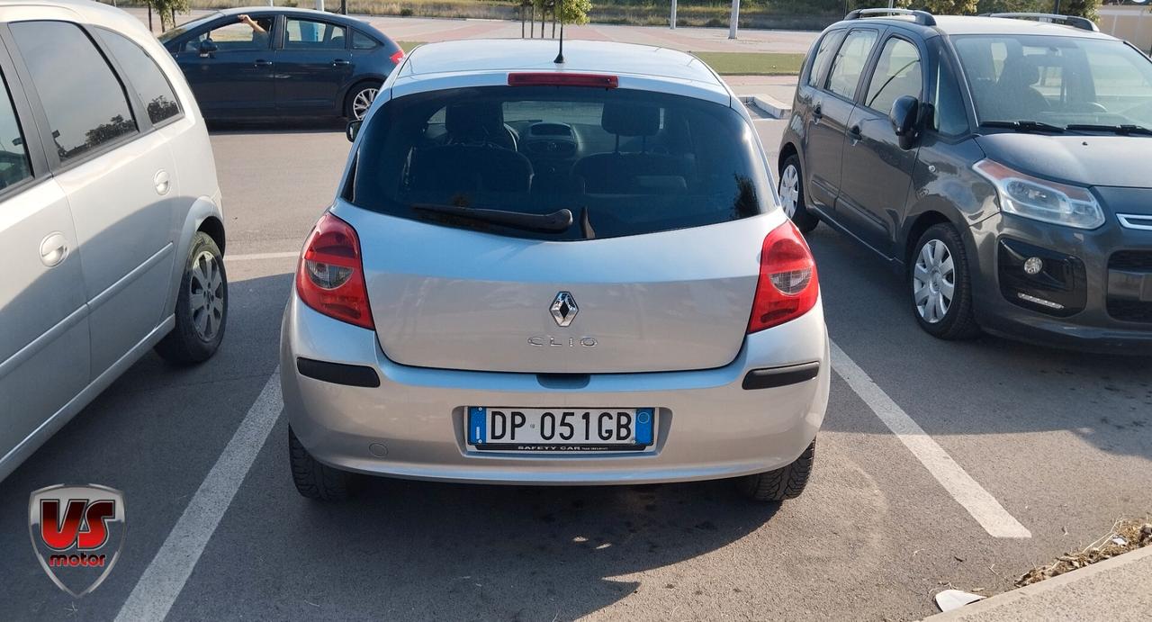 RENAULT CLIO 1.5 DCI-2008