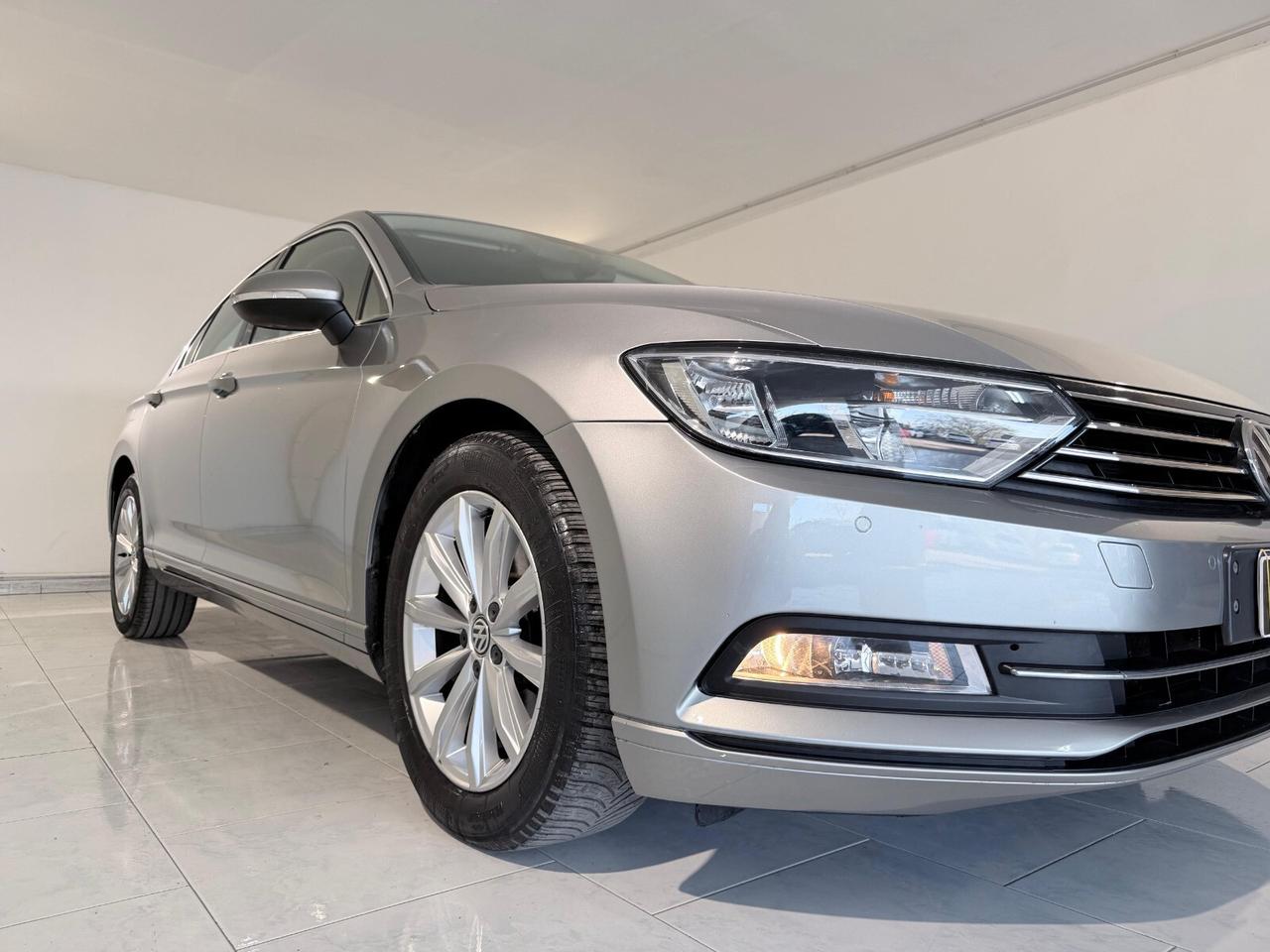 PASSAT 2017 BERLINA 2.0 tdi 150cv SOLI 85 000KM CERTIFICATI