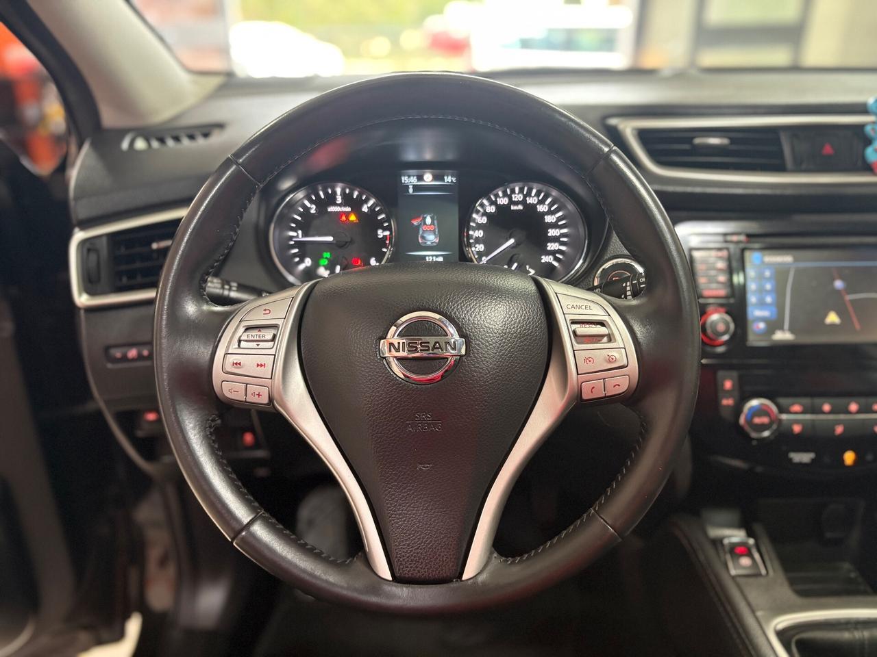 Nissan Qashqai 1.5 110CV dCi Tekna tetto navi permute finanziamenti