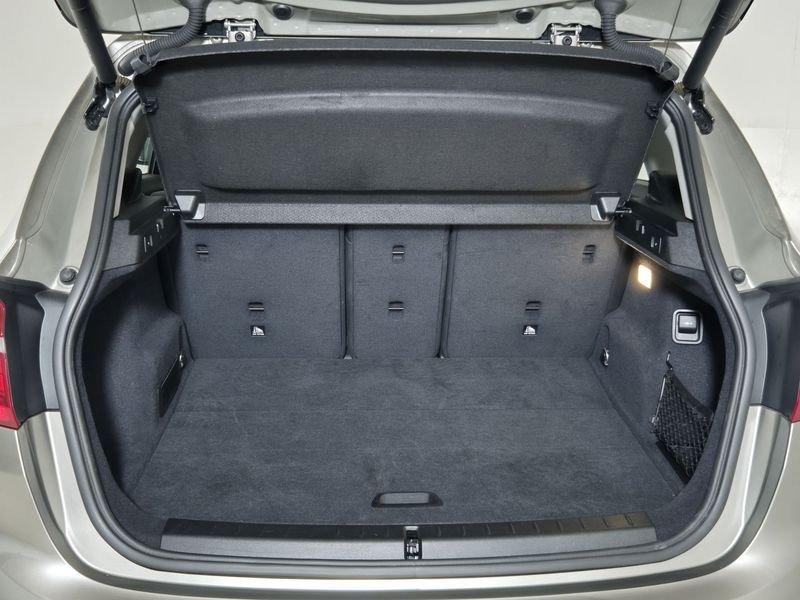 BMW Serie 2 Active Tourer Serie 2 F45 2014 Active Tourer 220i Active Tourer Advantage auto my15