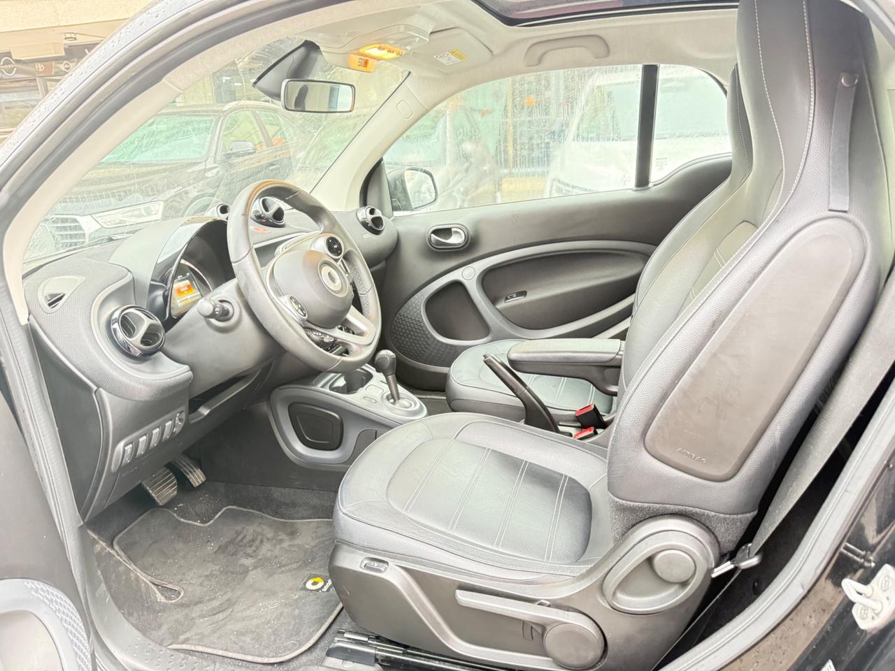 Smart ForTwo 90 0.9 Turbo twinamic Prime LED NAVI BRACCIOLO PANORAMA PDC CERCHI 15