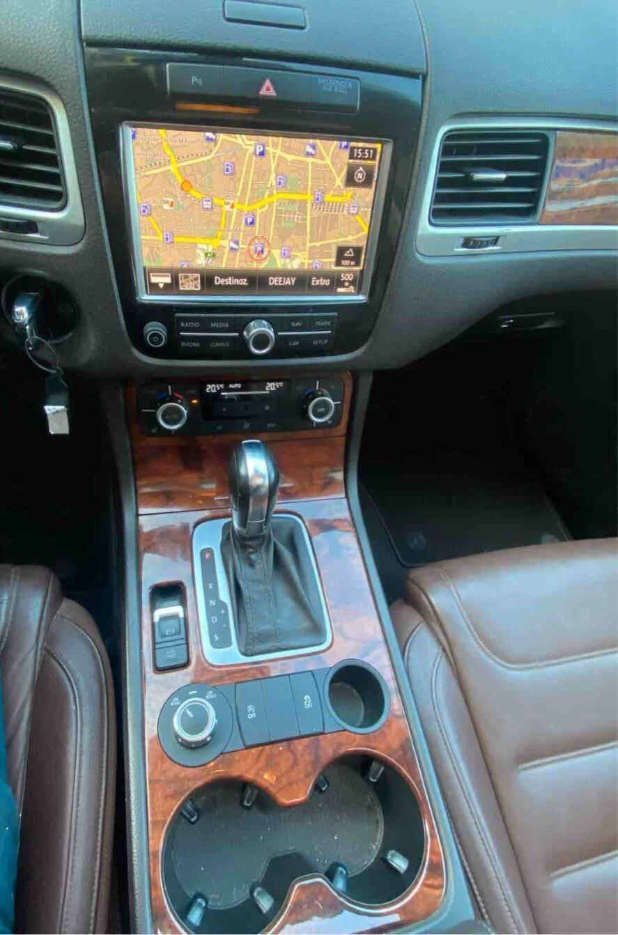 Volkswagen Touareg 3.0 TDI 245 CV tiptronic tetto apribile BlueMotion Techn. Executive