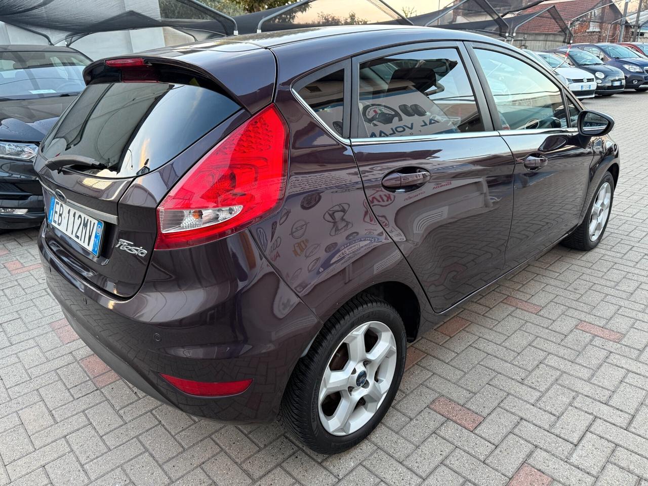 Ford Fiesta 1.4 5 porte Bz.- GPL Titanium - NeoPatentati
