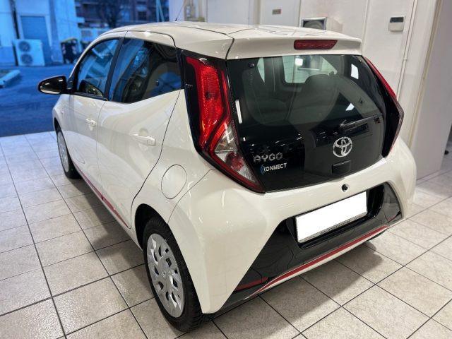 TOYOTA Aygo Connect 1.0 VVT-i 72 CV 5 porte x-play