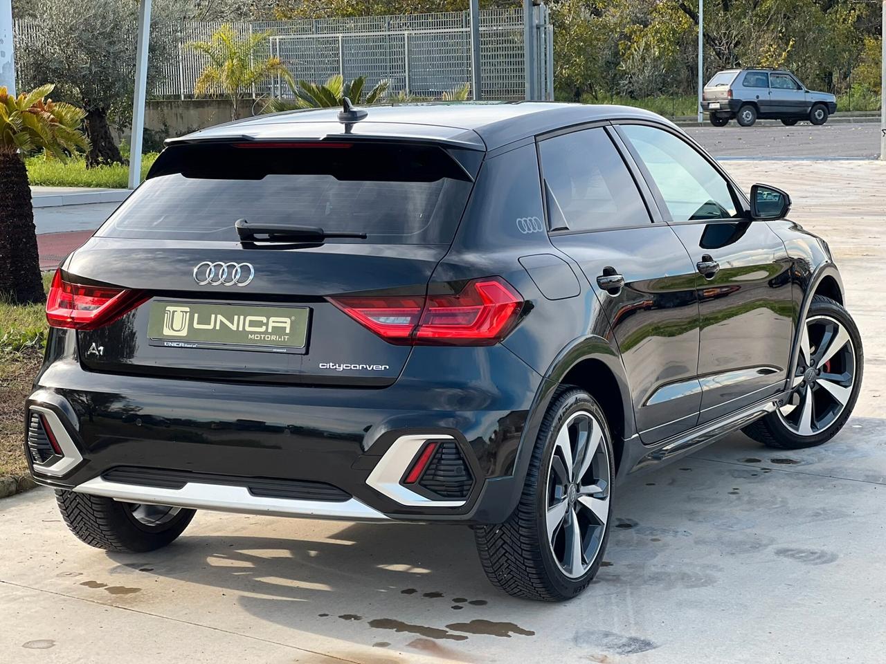 Audi A1 citycarver 30 1.0 116cv TFSI S tronic IVA ESPOSTA UNICO PROPRIETARIO