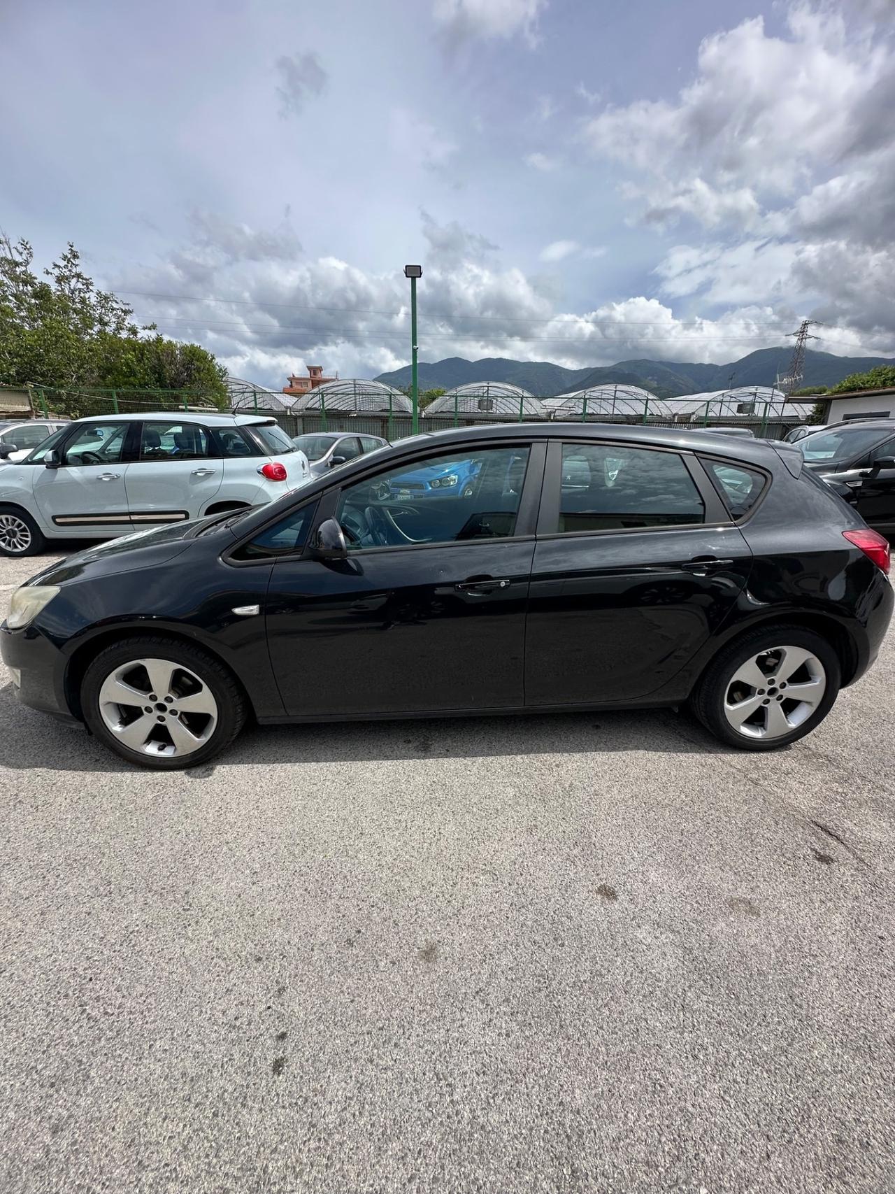 Opel Astra 1.4 Turbo 140CV 5 porte GPL Tech Cosmo