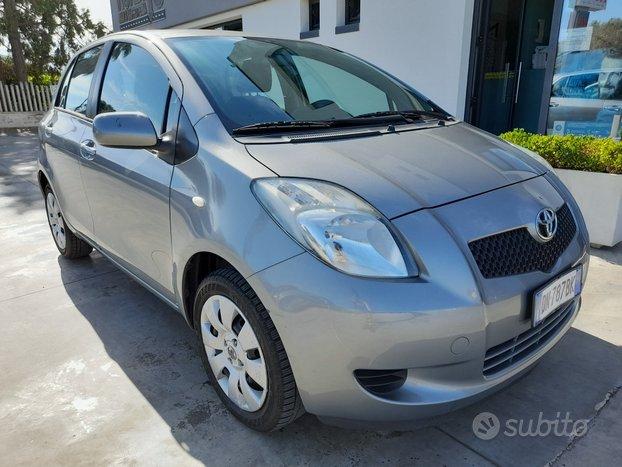 TOYOTA Yaris 1.0 5P. SOL