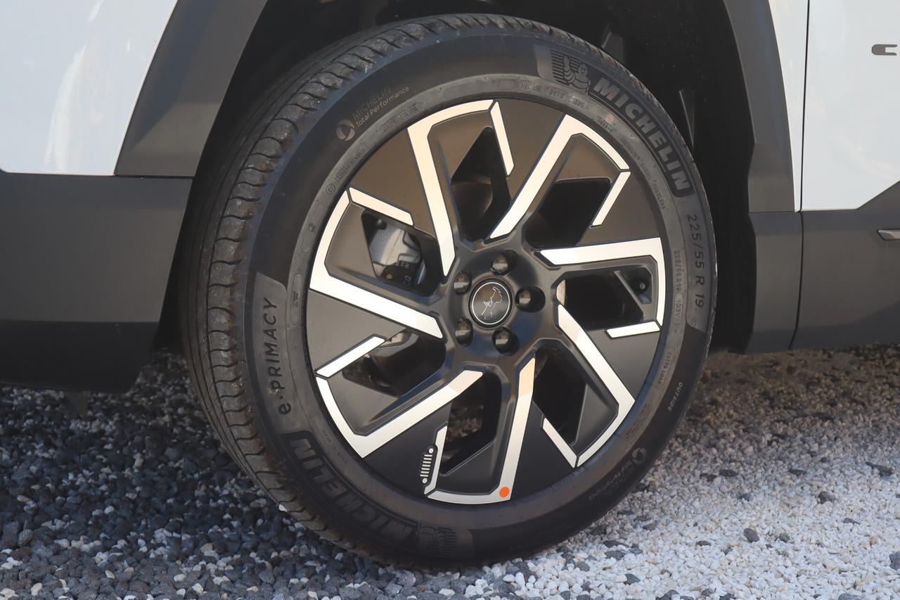 Jeep Compass Tua A SOLI 354€
