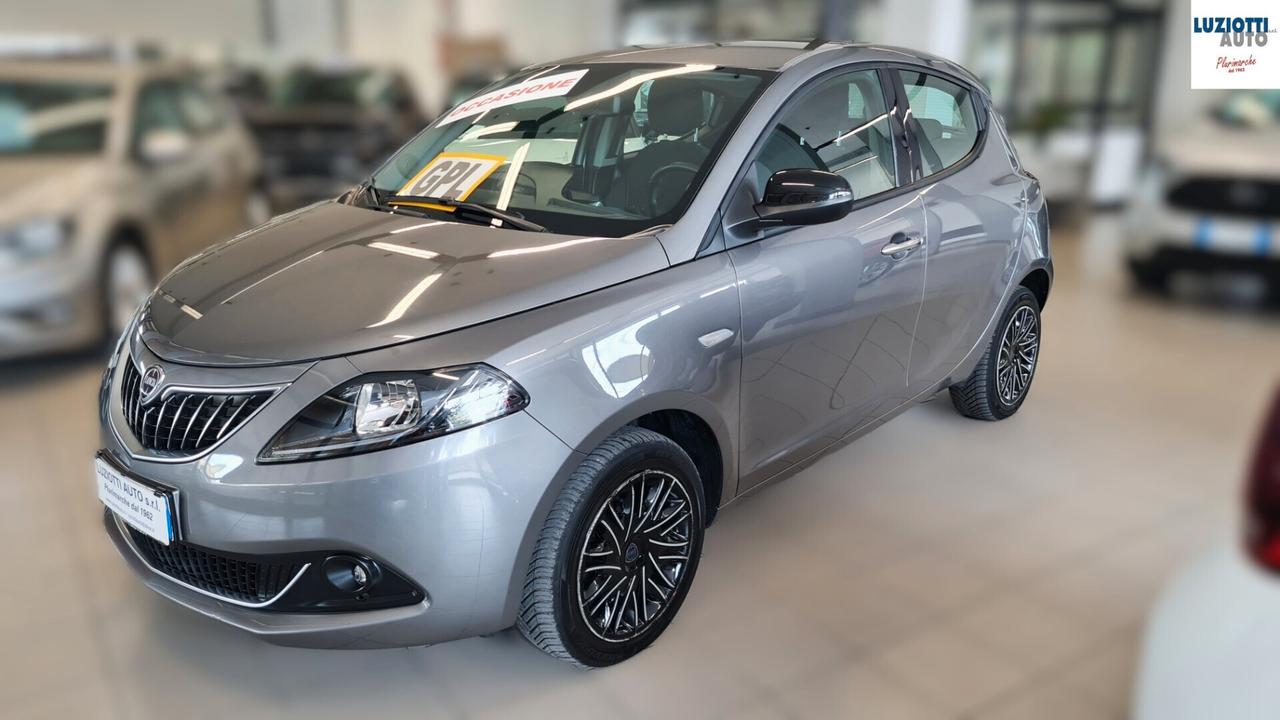 Lancia Ypsilon 1.2 GPL GOLD