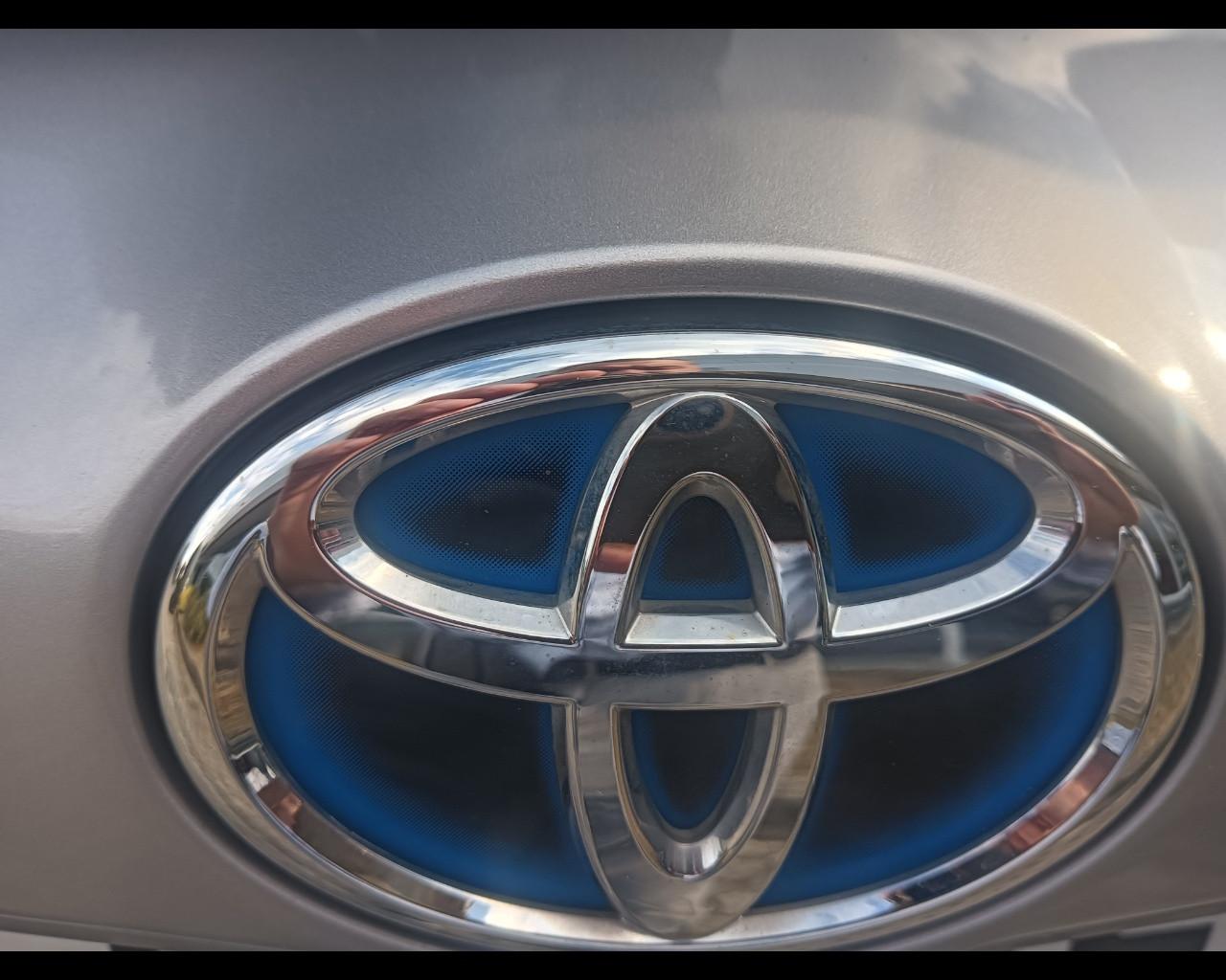 TOYOTA Rav4 IV - Rav4 2.5 vvt-i hybrid Lounge 2wd e-cvt my17