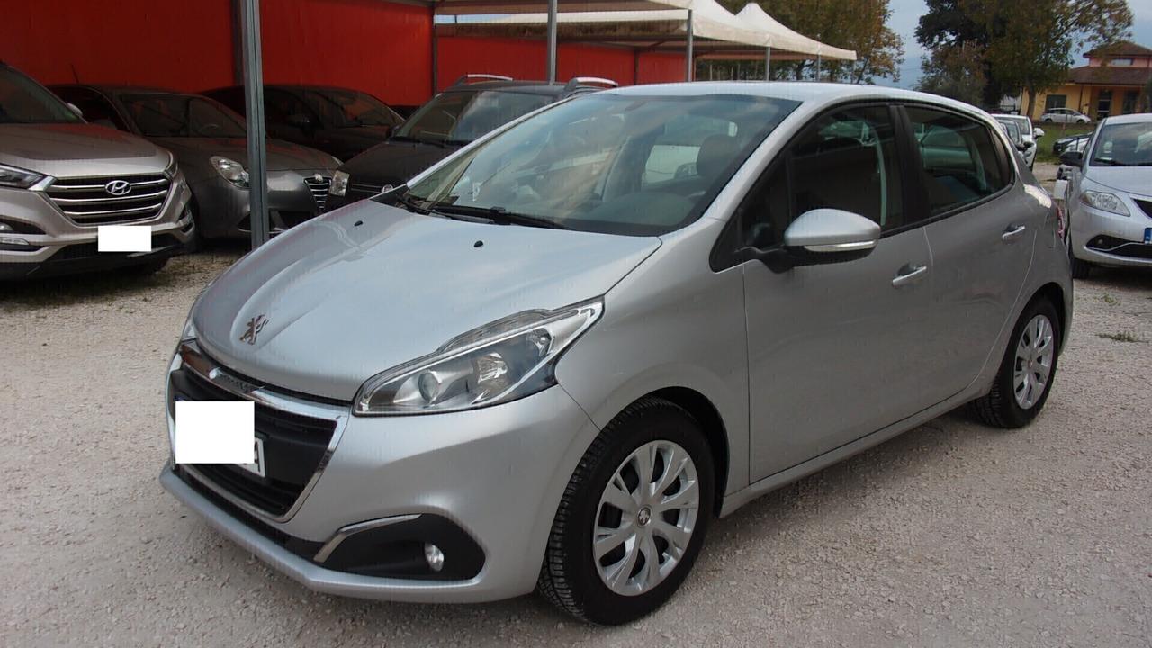 Peugeot 208 BlueHDi 75 5 porte Allure