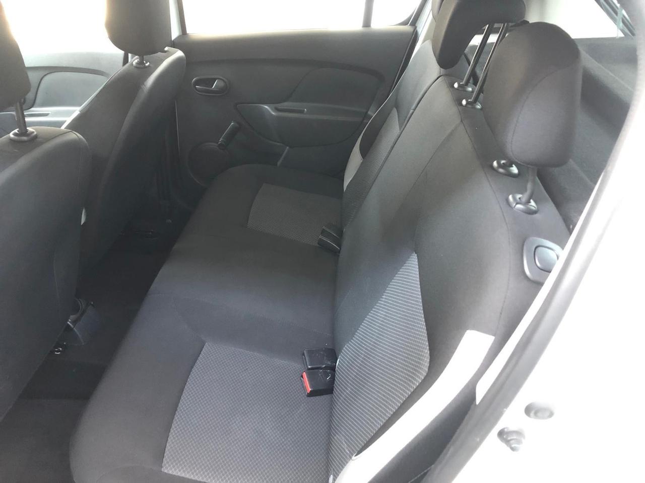 DACIA SANDERO 1.2 GPL-GARANZIA 12 MESI