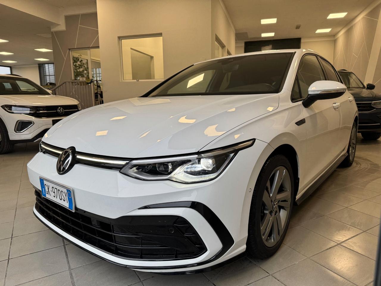 Volkswagen Golf 1.5TSi evo R-Line / NO VINCOLI / Fari Performance