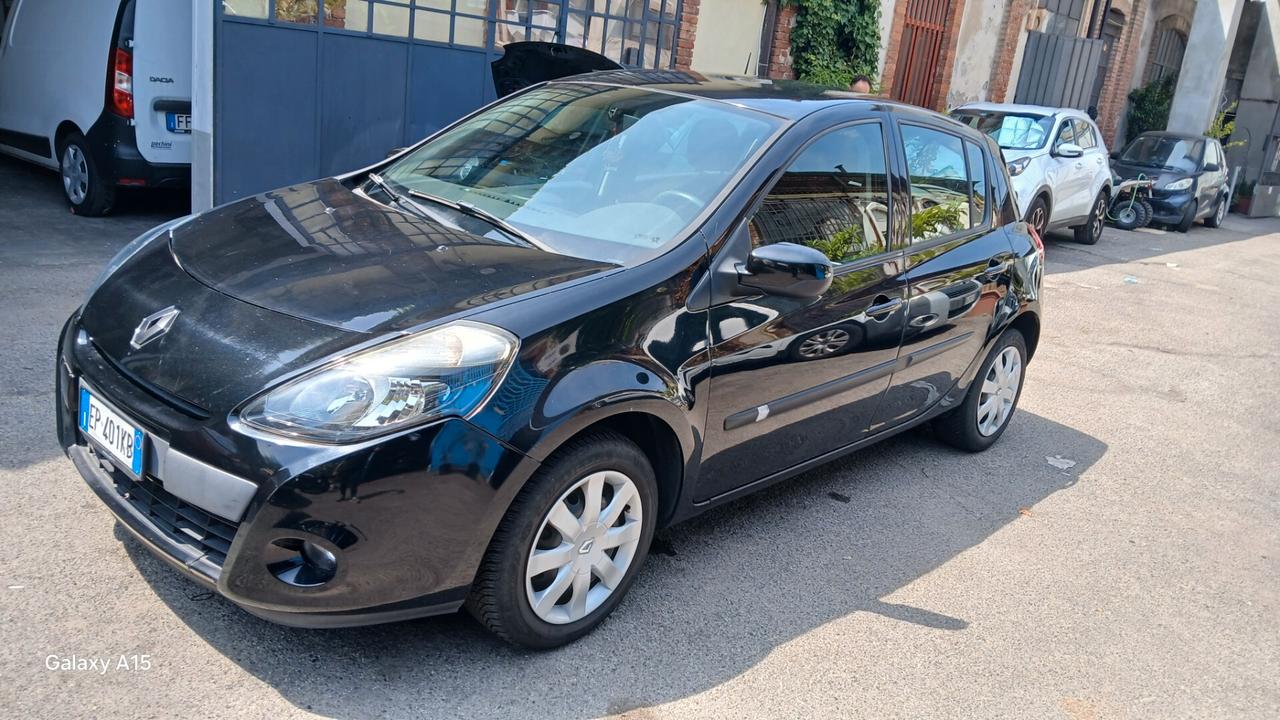 Renault Clio 1.2 16V 5 porte GPL VALIDO 10 ANNO