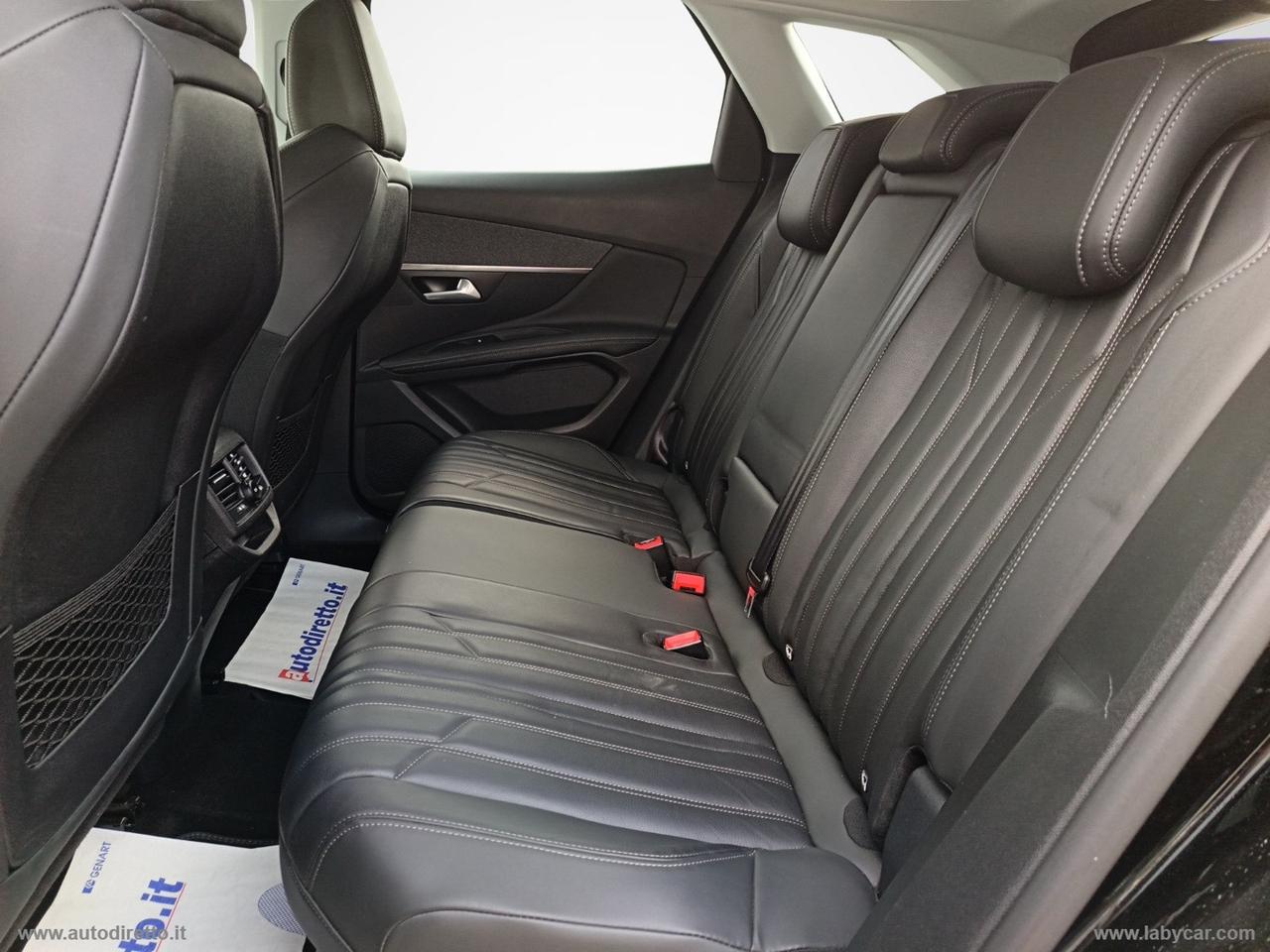 PEUGEOT 3008 BlueHDi 130 S&S EAT8 Allure