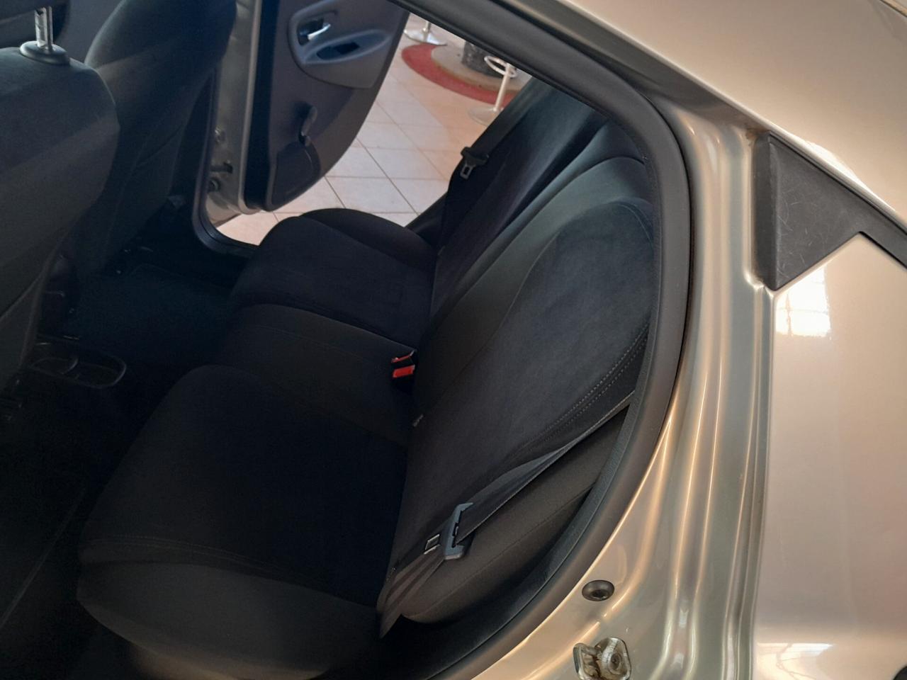 Lancia Ypsilon 1.2 69 CV 5 porte S&S Platinum