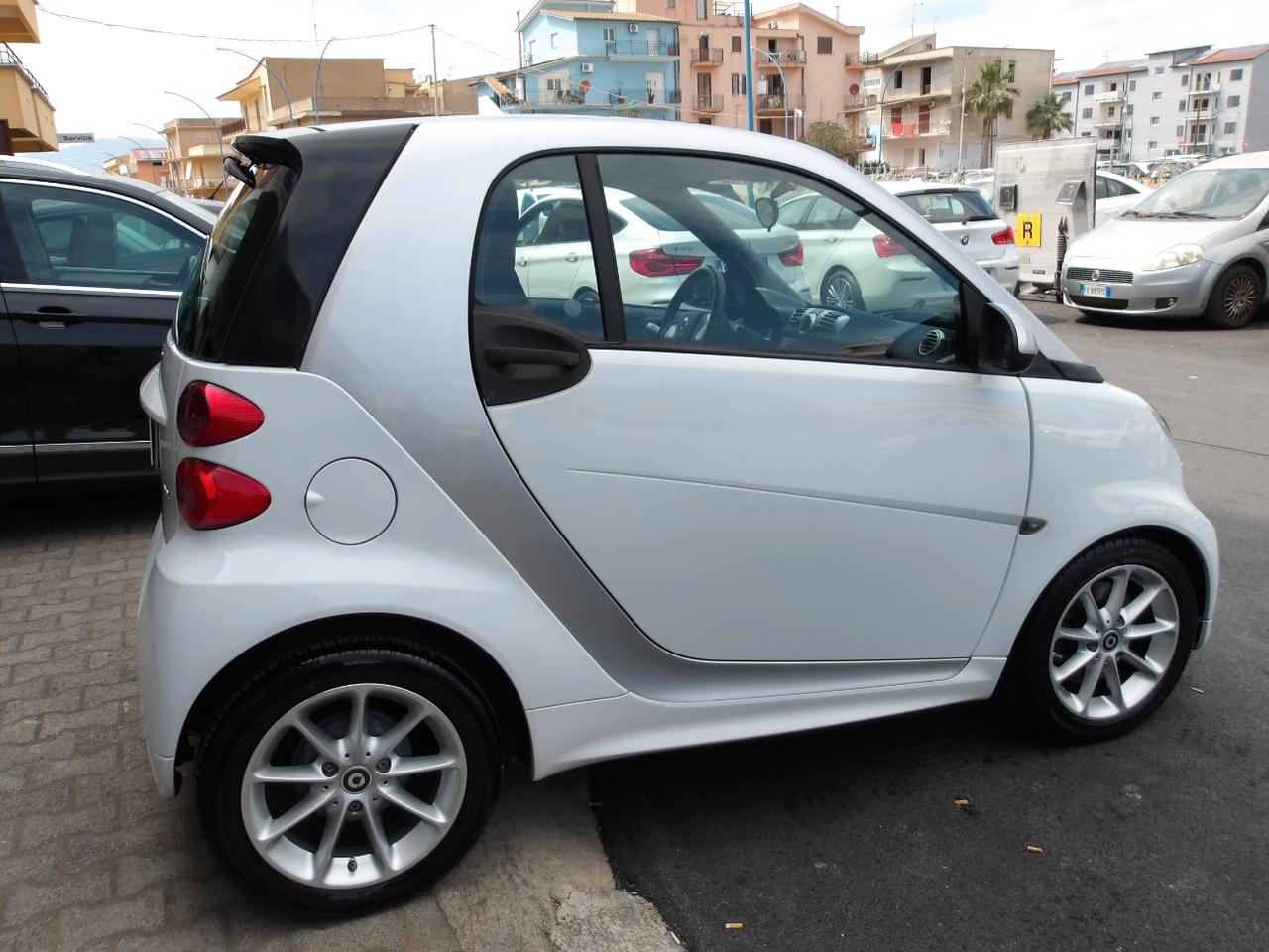 Smart fortwo coupe Fortwo 1.0 mhd Pure 70cv