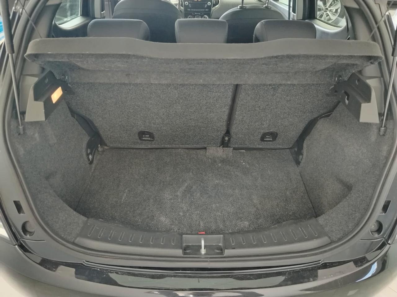 Lancia Ypsilon 1.2 69 CV 5 porte Elefantino