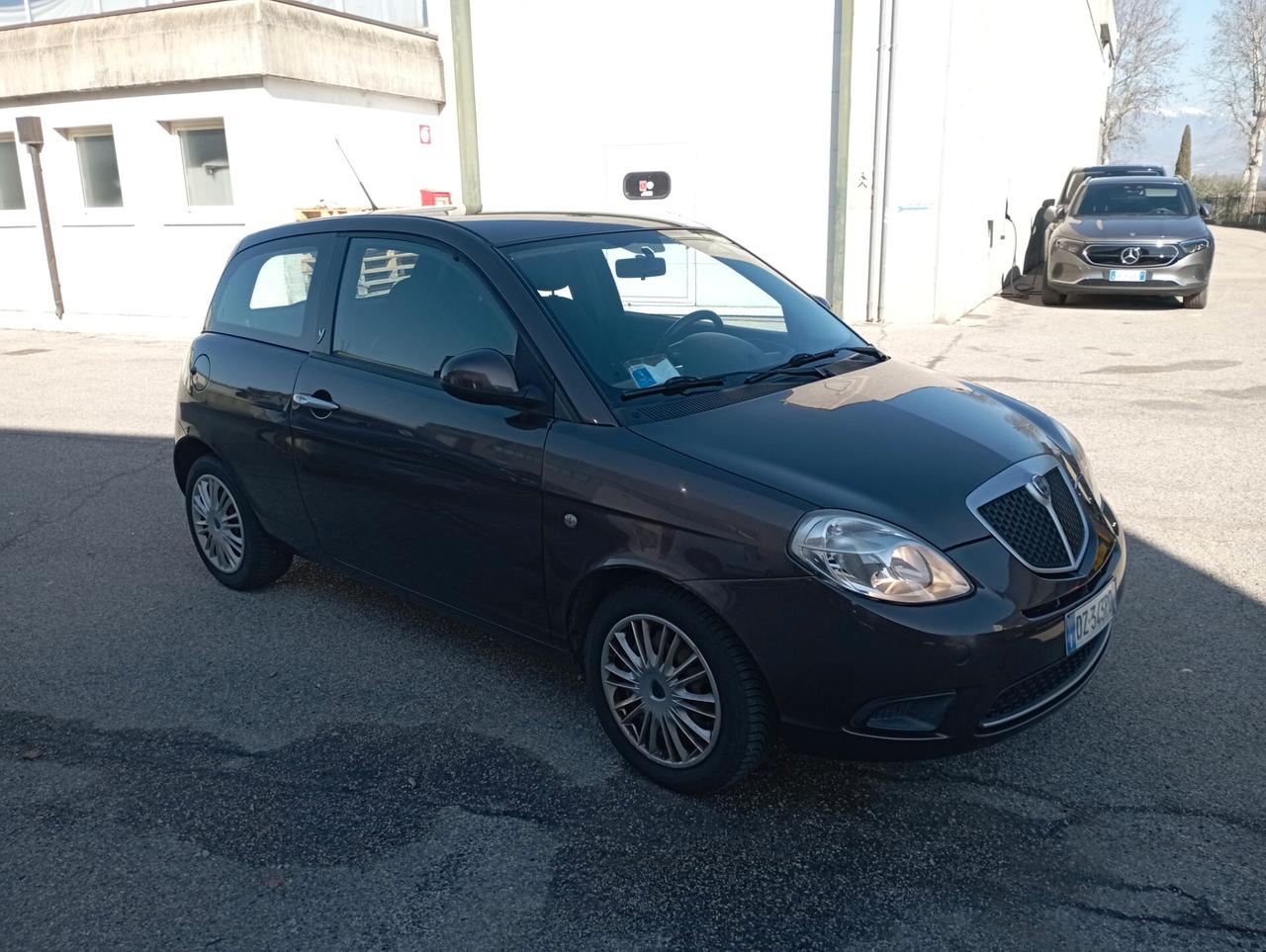 Lancia Ypsilon 1.4 16V automatica NEOPATENTATI OK