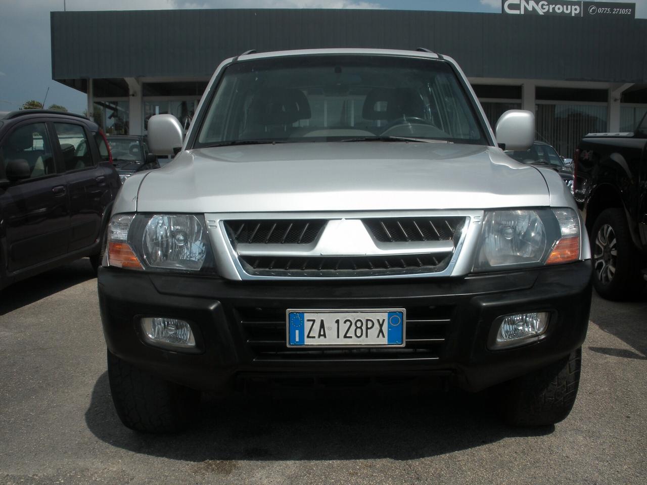 Mitsubishi Pajero 3.2 16V DI-D 3p. GLS1 Autocarro