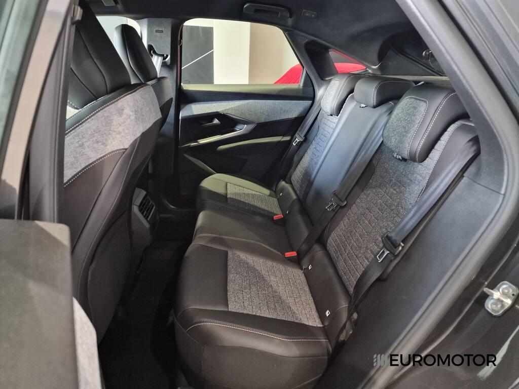 Peugeot 3008 1.2 Hybrid Allure e-DCS6