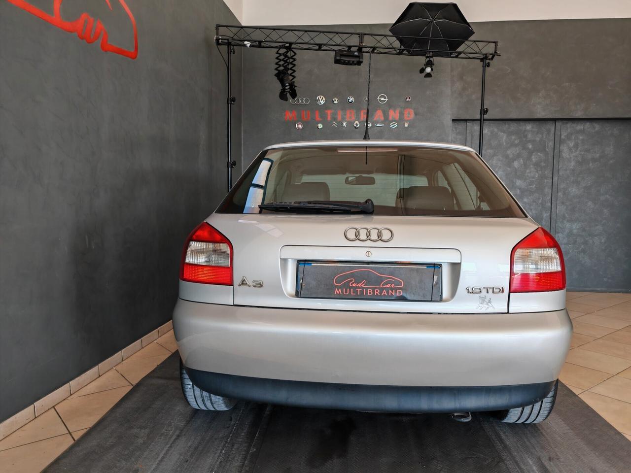 Audi A3 1.9 TDI/130 CV cat 3p. Ambiente