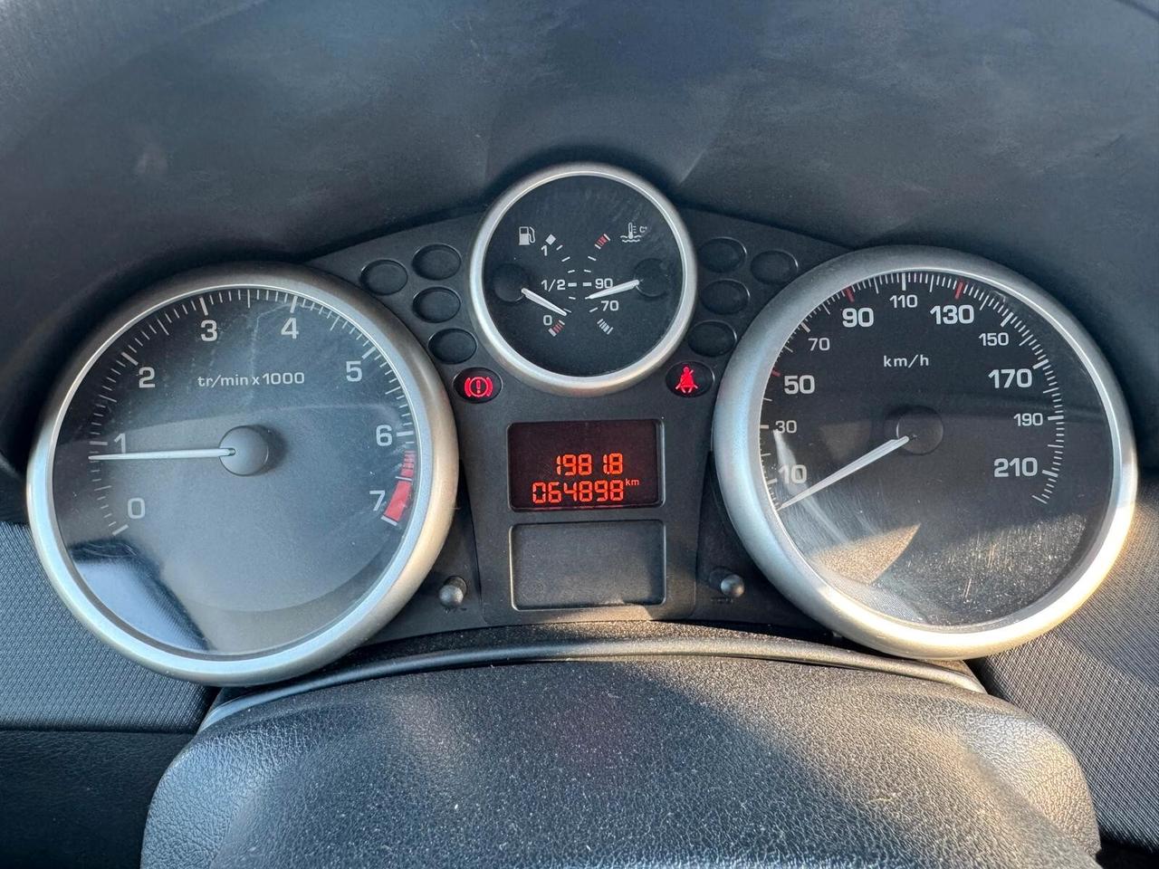 Peugeot 207 1.4 BENZ 5P UNIPRO SOLO 64000 KM - 2012