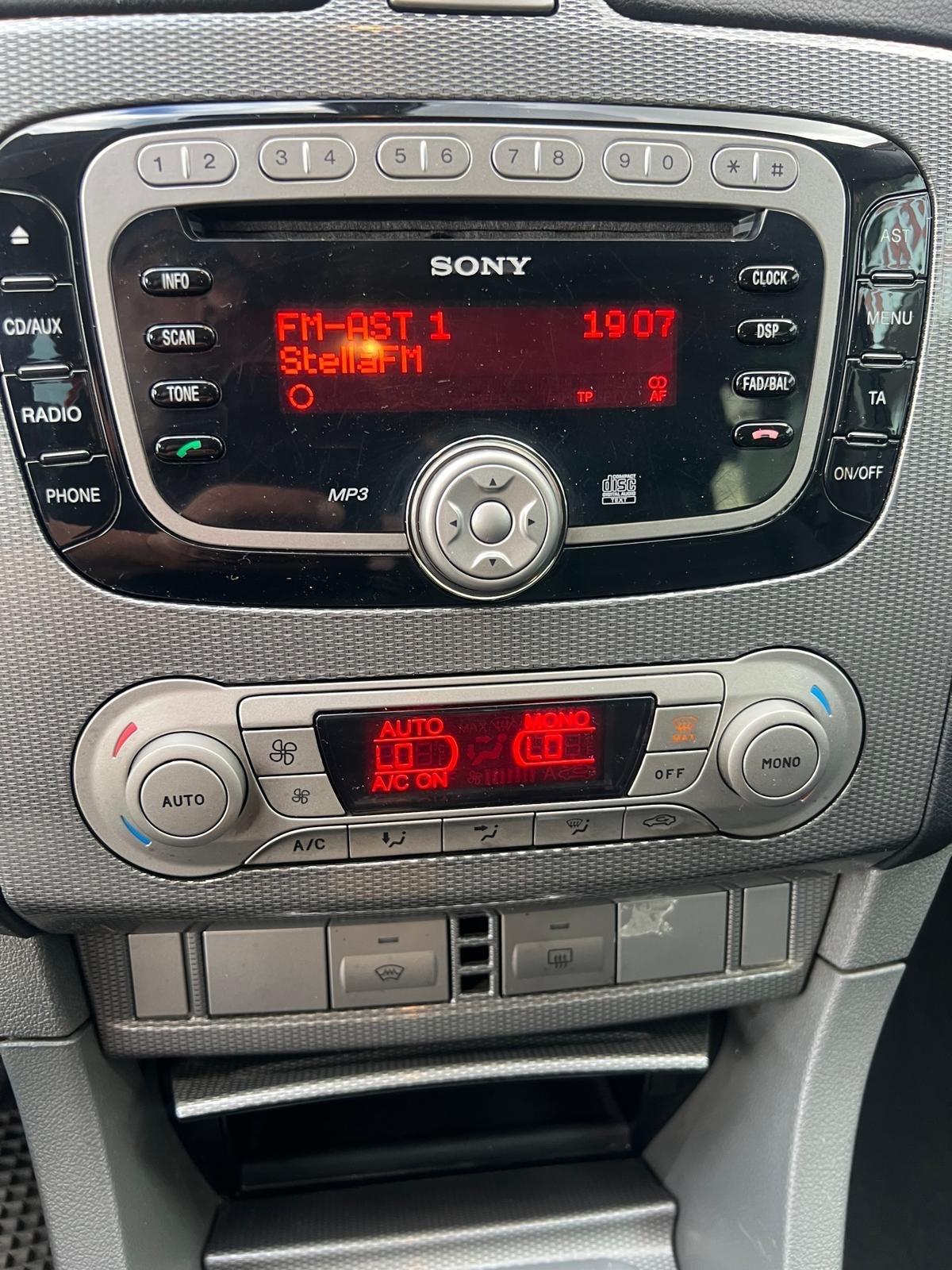 Ford Focus 1.6 TDCi (110CV) 5p. Tit. DPF